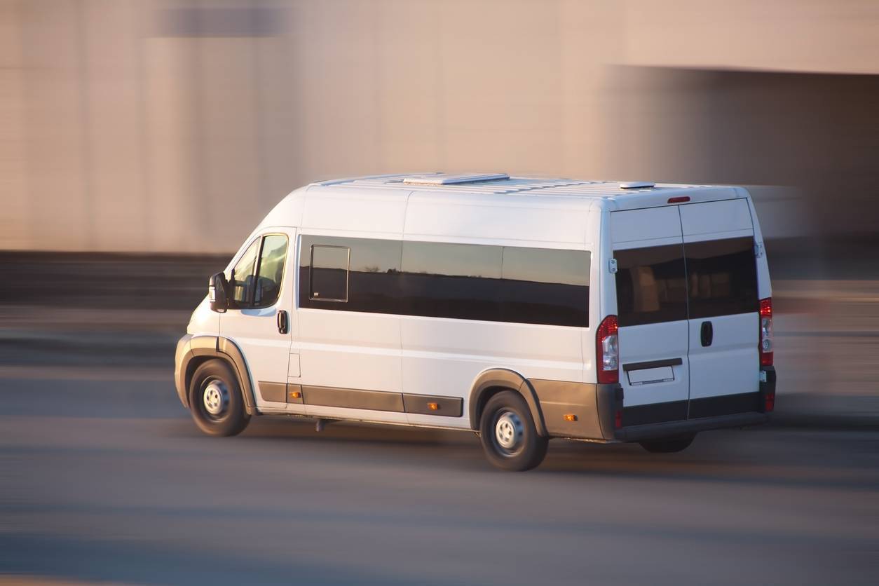 transport minibus